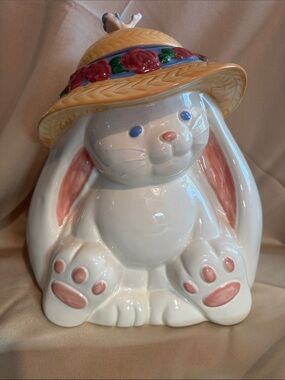 Vintage Treasure Craft Bunny Rabbit Easter Bonnet Cookie Jar WITH BOX Excellent